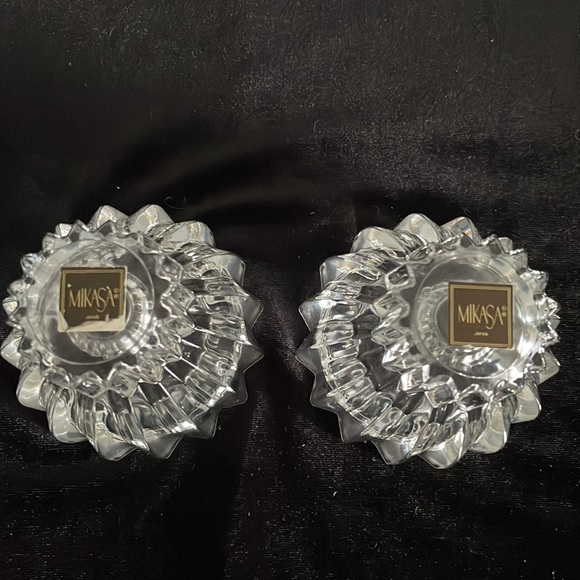 Pair of Mikasa candle holders - Picture 5 of 6